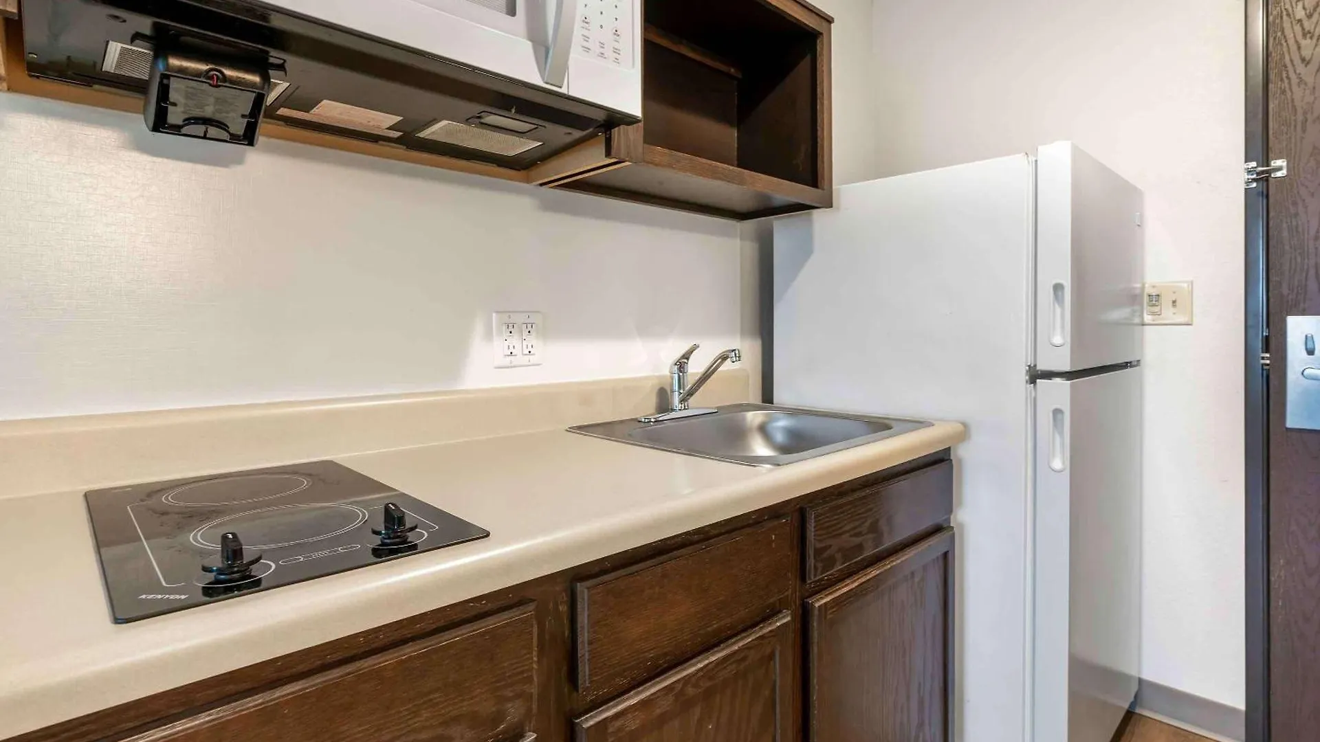 Extended Stay America Select Suites - Louisville - Airport 2*,  United States