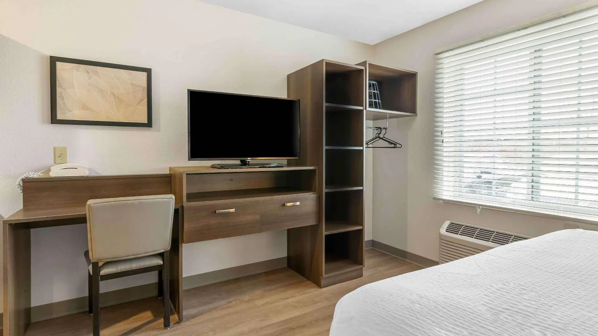 Hotel Extended Stay America Select Suites - Louisville - Airport