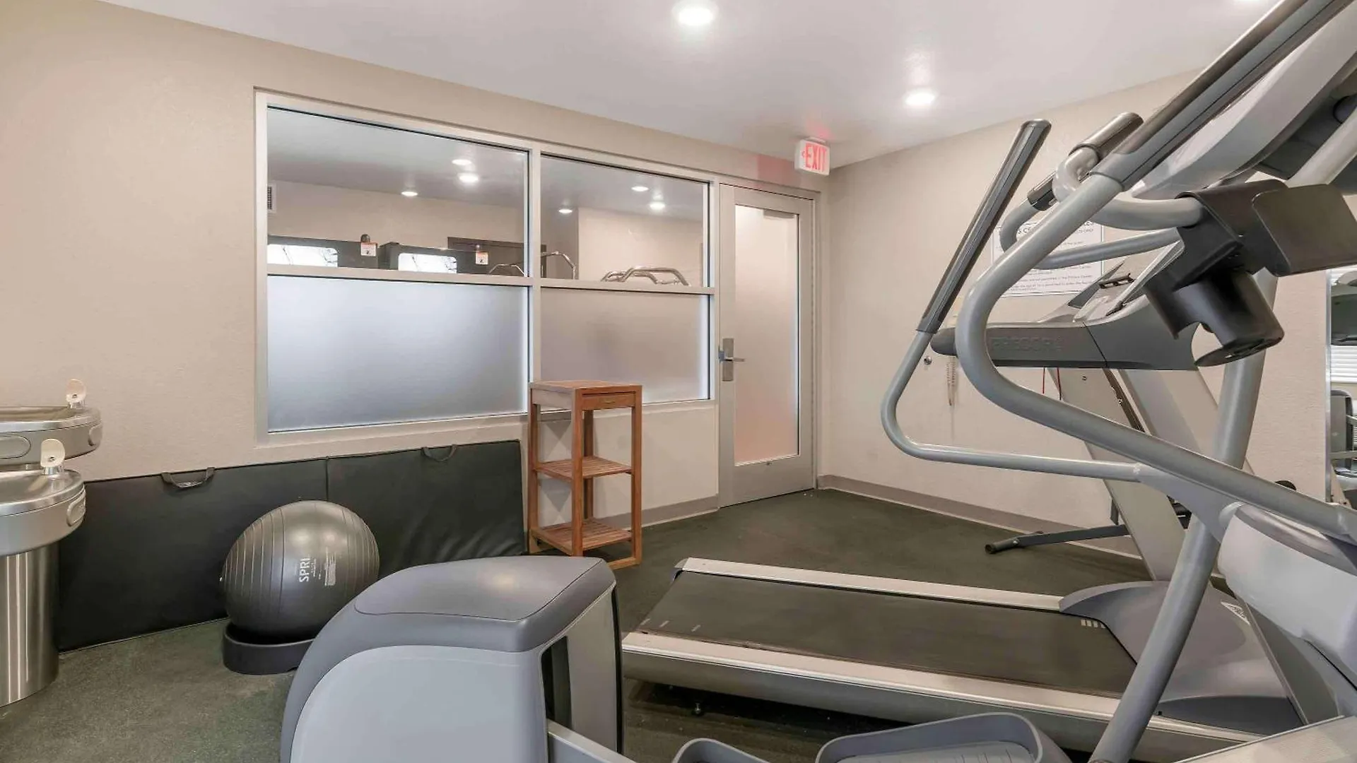 Hotel Extended Stay America Select Suites - Louisville - Airport